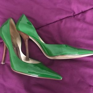Green Guess stilettos Sz9